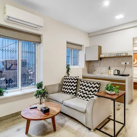 Apartment Maven Cozy Khar West 1bhk Near Bandra Mumbai