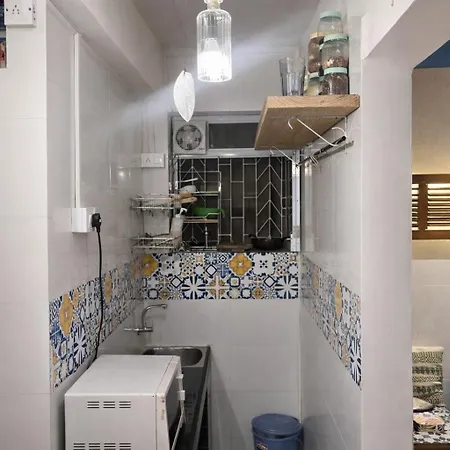 The Henrys House 1bhk Chapel Road Apartment Mumbai