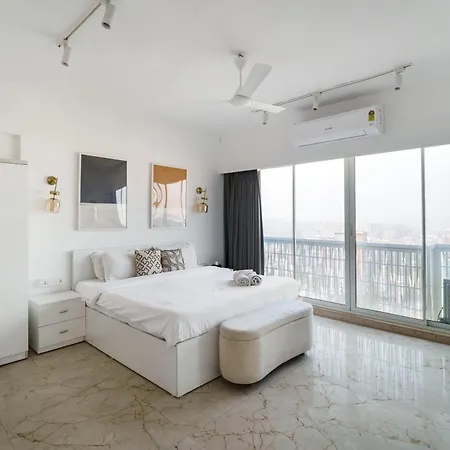 Anya 2bhk Near Bkc By Square One *