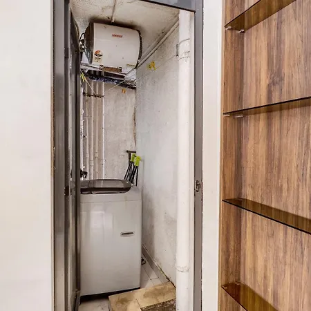 Capri Modern In Secure Bkc Complex W Wi-fi Apartment
