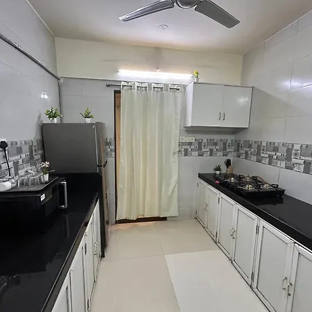3bhk Near Hiranandini Powai -star Homes Apartment