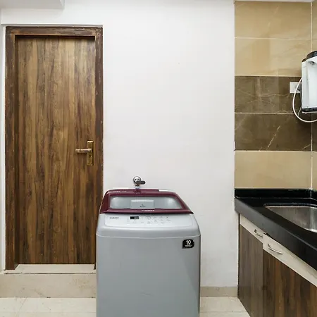 Quirky 1bhk In Bandra W By Square One *