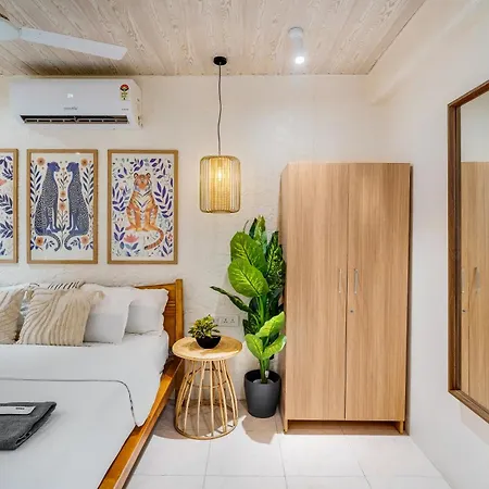 Stella 3bhk In Khar By Square One Apartment Mumbai
