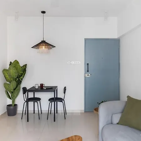 Evara 1bhk In Khar W By Square One * Mumbai