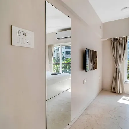Tao Private 3bhk In Bandra * Mumbai
