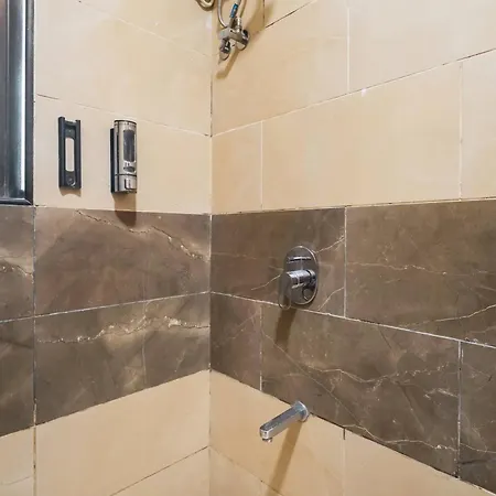 Apartment Earthy: Large 1 Bhk In Gated Society
