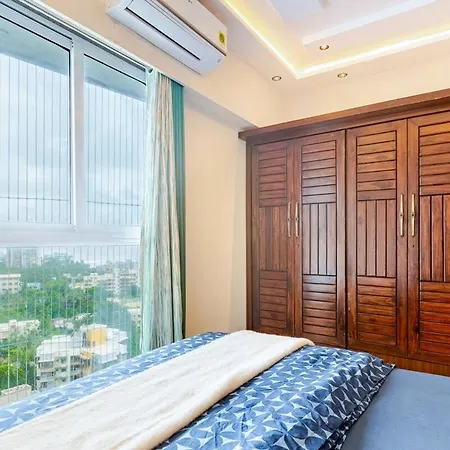 Blue Ice Lagoon L Urban Escape L Ocean View