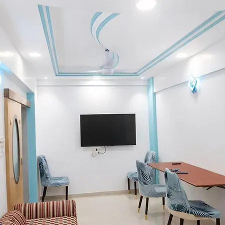 1bhk Recliners 55 Inchs Led Netflix Near Juhu Airport Nanavati Parle