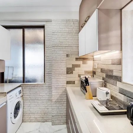 Stella 3bhk In Khar By Square One Mumbai