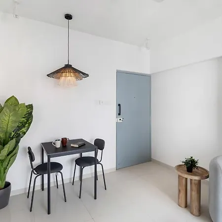 Evara 1bhk In Khar W By Square One Apartment