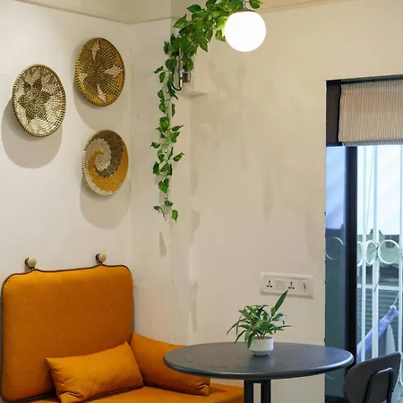 Aleo: Private 1 Bhk In Charming Apartment *