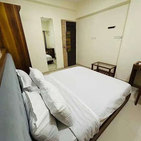 Apartment 2bhk Flat Near Hiranandini Powai- Star Homes *