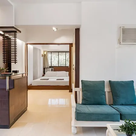 Bohemian 1bhk In Bandra W By Square One Apartment *