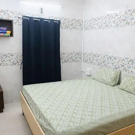 1bhk Recliners 55 Inchs Led Netflix Near Juhu Airport Nanavati Parle Apartment *