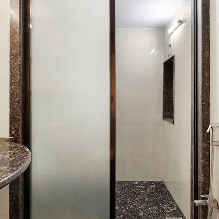 Aleo: Private 1 Bhk In Charming Apartment