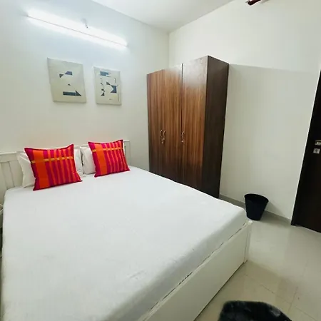 2bhk Service In Malad By Florastays Apartment