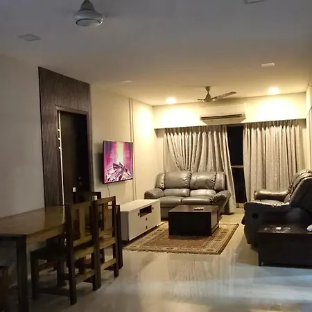 Ocean 360 Sea Facing Apartment- 1401