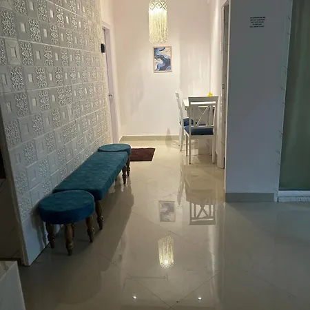 Apartment With Tub N Hammock Near Sea *