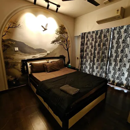 The Crest Bkc Apartment Mumbai