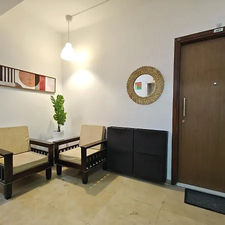 Lite - Dadar West Apartment Mumbai