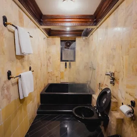 Apartment Bachis Nest Luxury 5bhk With Lawn And Terrace