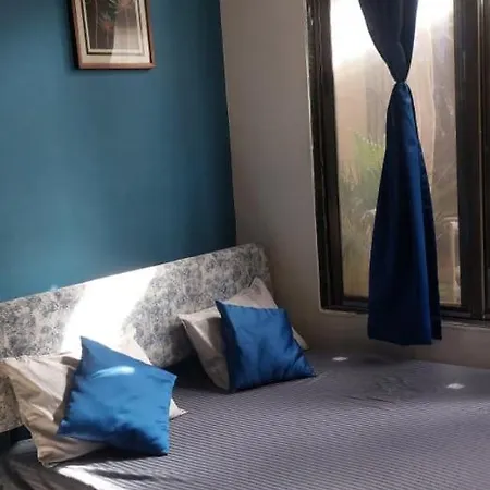 Iss 506 Private With Balcony Andheri West Apartment *