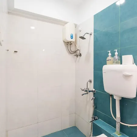Evara 1bhk In Khar W By Square One Apartment *