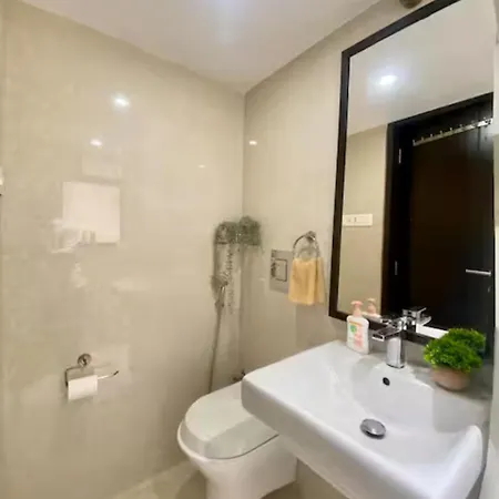 Apartment Connekthomes - Luxurious Modern Bliss In Bandra - 6br