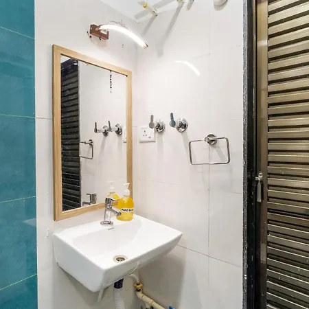 Evara 1bhk In Khar W By Square One Apartment