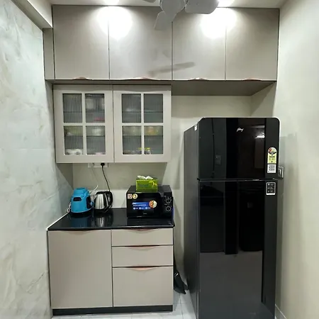Apartment Enchante - 15 Mins From Lilavati & Nanavati *
