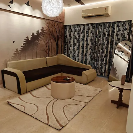 The Crest Bkc Apartment