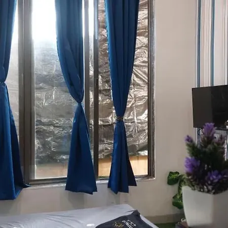 Apartment Iss 506 Private With Balcony Andheri West Mumbai