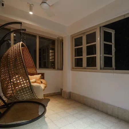 48b Stylish 1bhk Khar With Swing Apartment