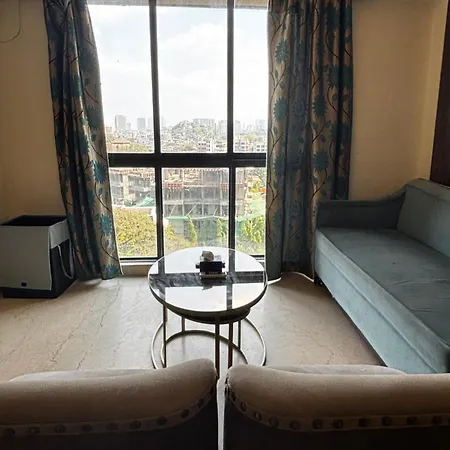 Ov Premium Near Bkc By Square One Apartment *