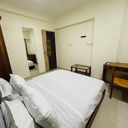 Apartment 2bhk Flat Near Hiranandini Powai- Star Homes