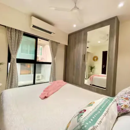 Connekthomes - Luxurious Modern Bliss In Bandra - 6br Mumbai