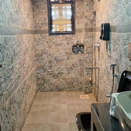 Apartment Bachis Nest Luxury 5bhk With Lawn And Terrace *