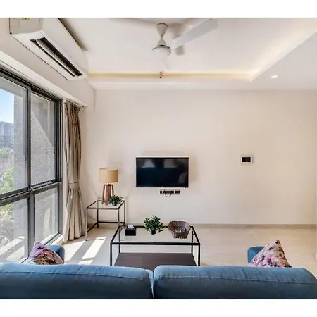 Ov Premium Near Bkc By Square One Apartment Mumbai