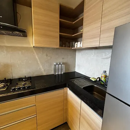 Ov Premium Near Bkc By Square One Apartment