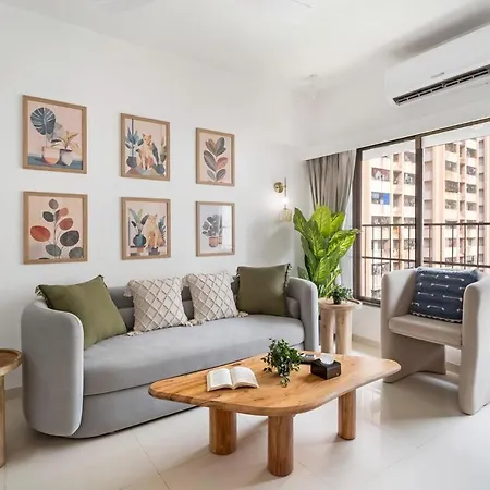 Evara 1bhk In Khar W By Square One *