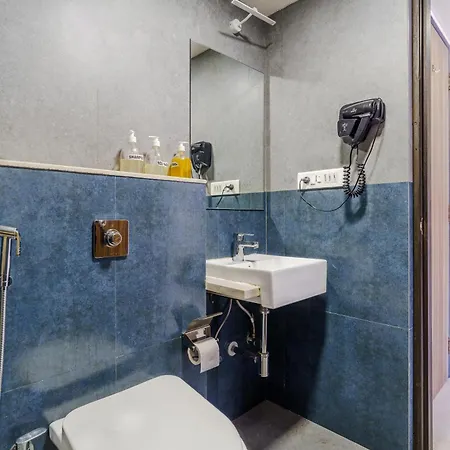 Zen Private 3Bhk In Bandra *