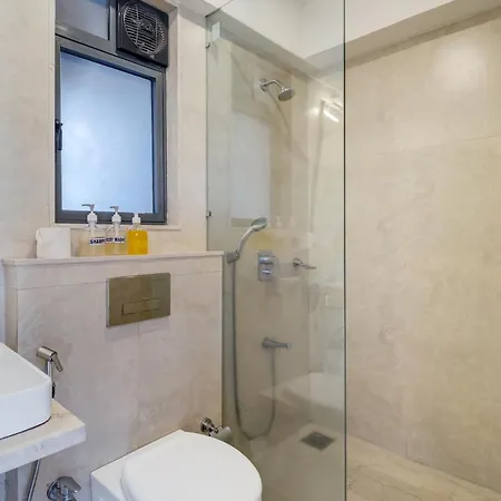 Ov Premium Near Bkc By Square One * Mumbai