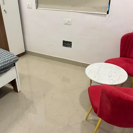 Apartment 2bhk By The Sea Carters Mumbai