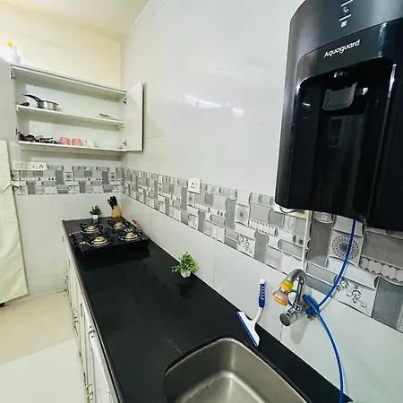 2bhk Beside Hiranandini-star Homes Powai