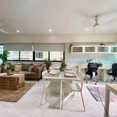 Apartment Connekthomes - Luxurious Modern Bliss In Bandra - 6br *