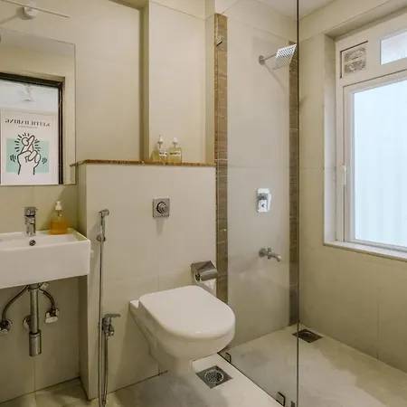 Zen Private 3Bhk In Bandra *
