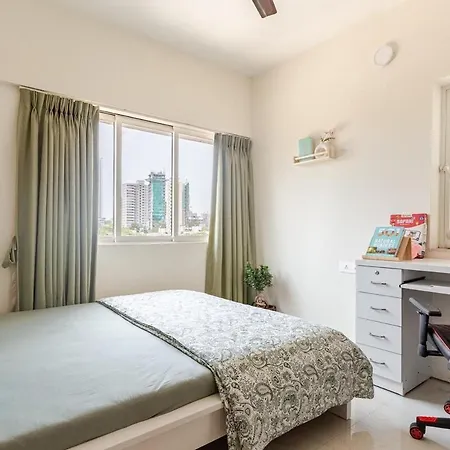 Apartment The Japandi Garden An Executive Near Nesco *