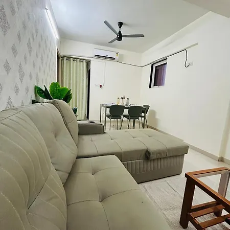 2bhk Near Powai Hiranandini-star Homes Mumbai