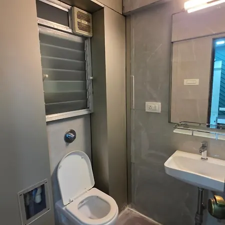 Ocean 360 Sea Facing Apartment- 1401 Apartment *