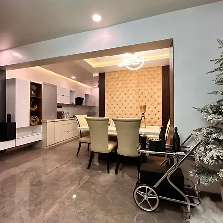 Apartment Rahul's Retreat Jacuzzi